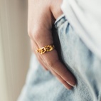 Ring Links Curb Chain Gold 17mm